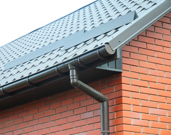 Cost of Roof Downspout Replacement in New Albany