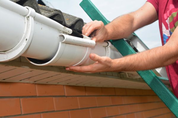 Cost of Large Gutter Repair in New Albany